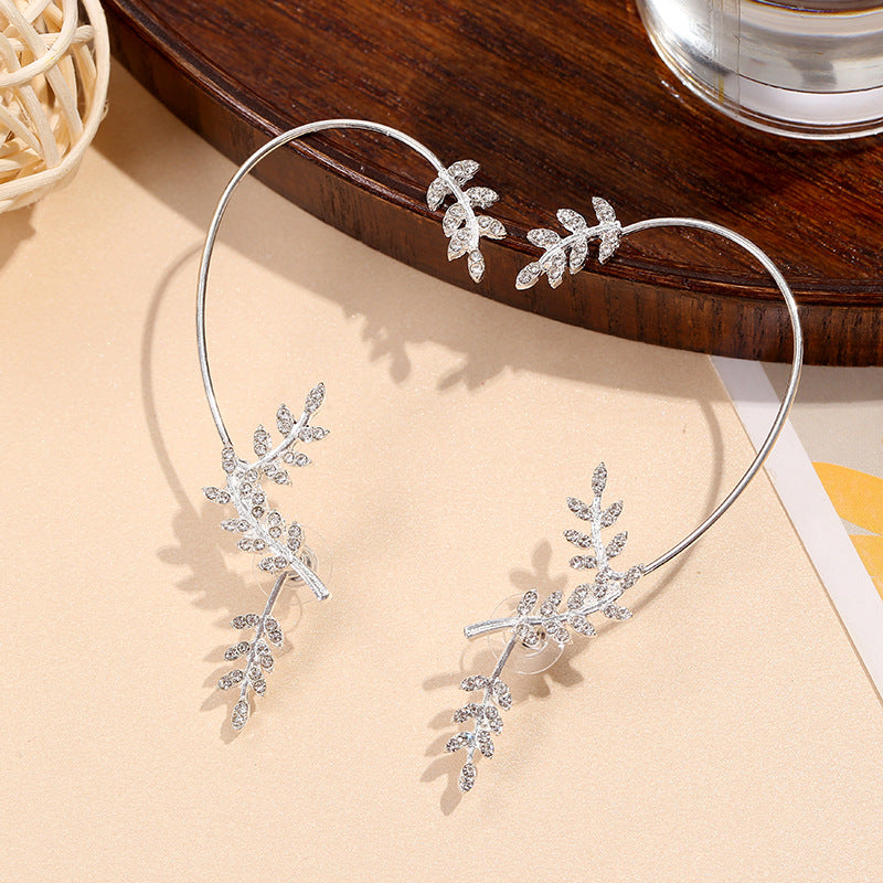 Wholesale Single Ear Leaf Diamond Alloy Ear Cuff